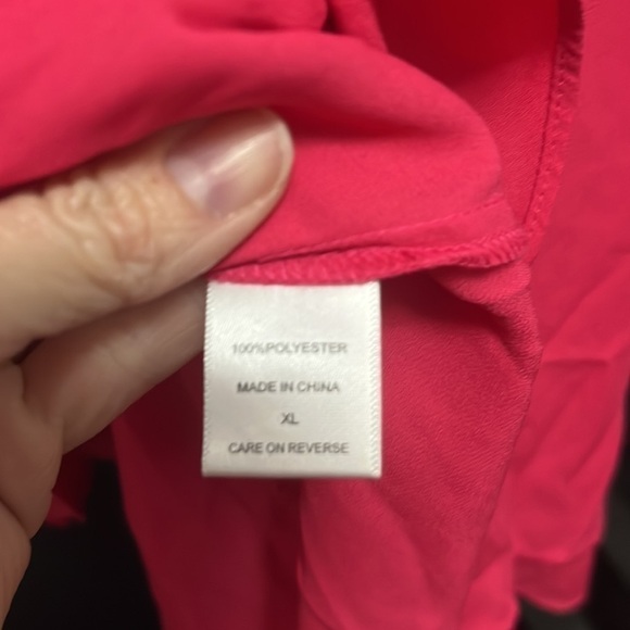 New York & Co- Hot Pink Drapey Polyester With Bell Sleeves - Picture 6 of 6